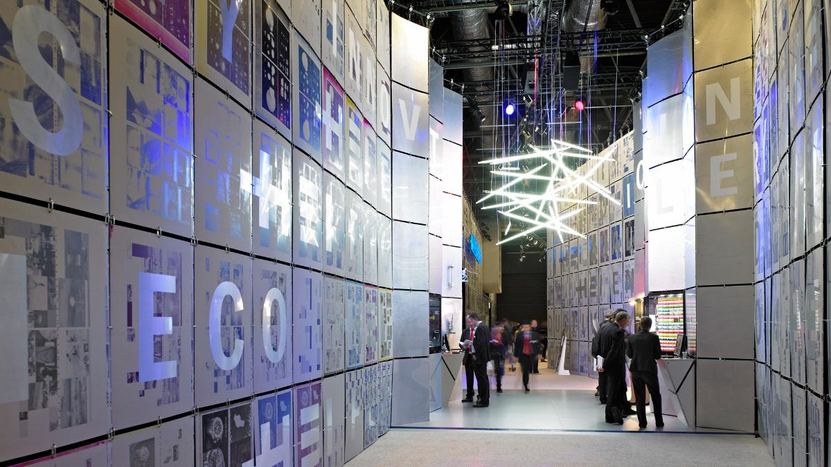 數(shù)字技術(shù)對企業(yè)展廳的重要性2 數(shù)字技術(shù)對企業(yè)展廳的重要性2